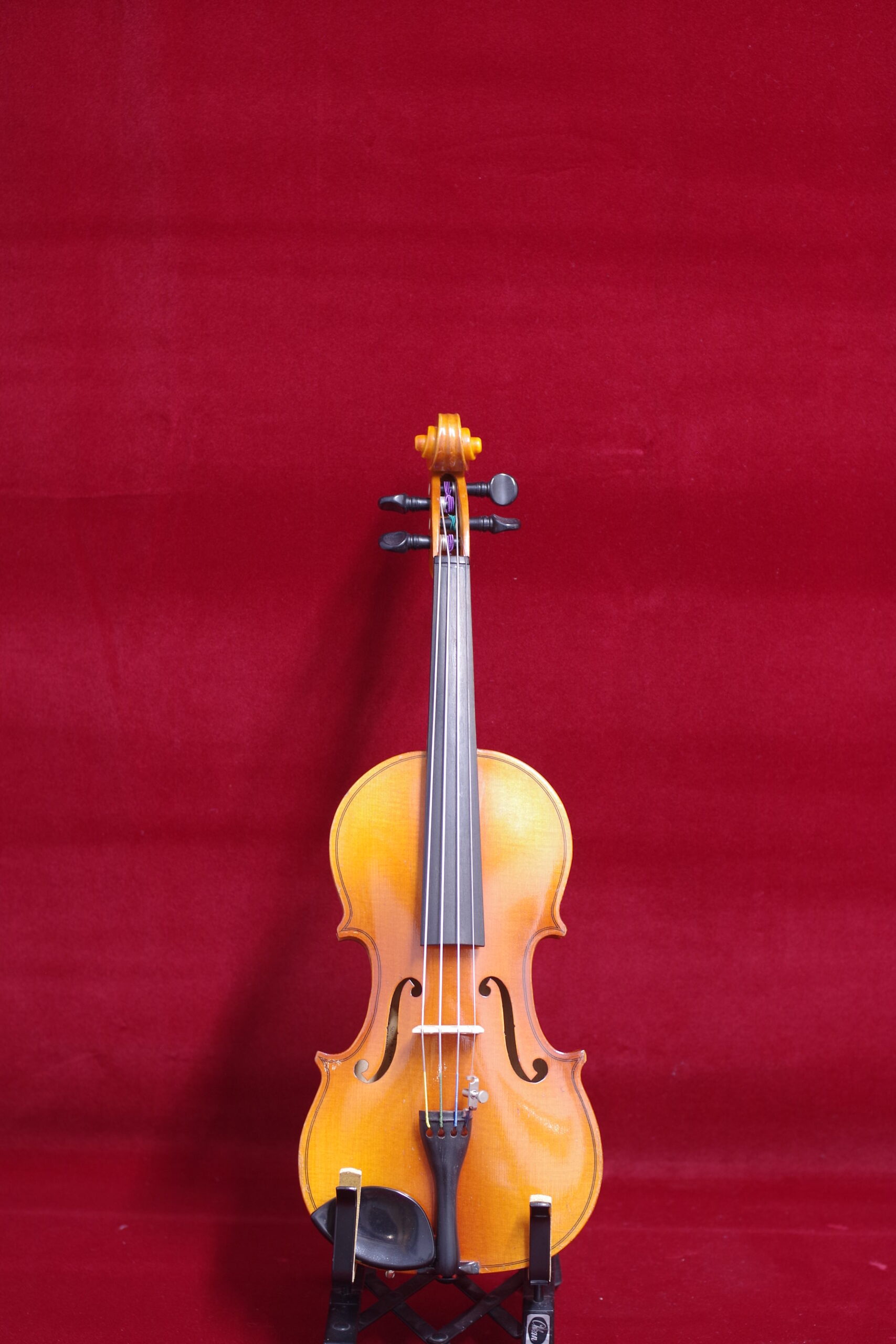 【定番限定SALE】鈴木バイオリン No.220 1/8サイズ 毛替え、調整済み 弦楽器
