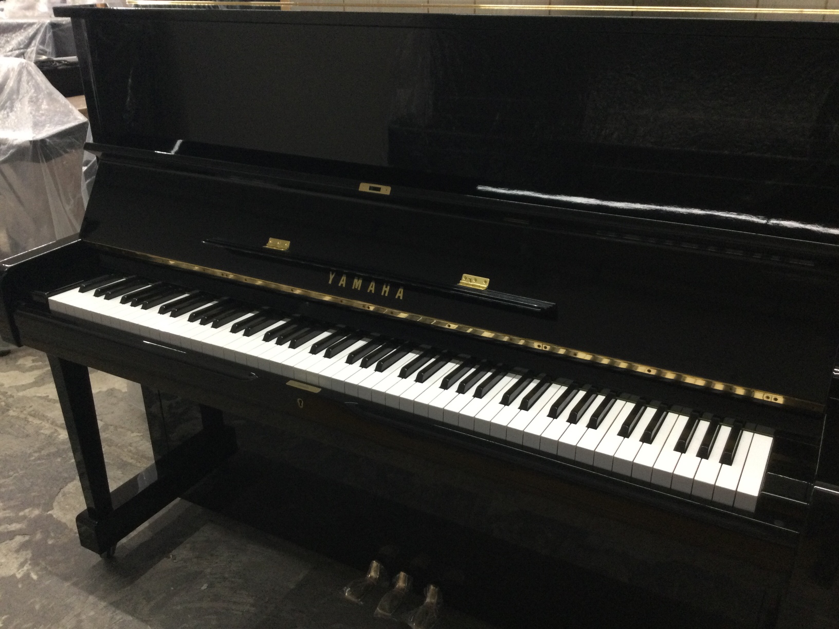 写真：YAMAHA U1H