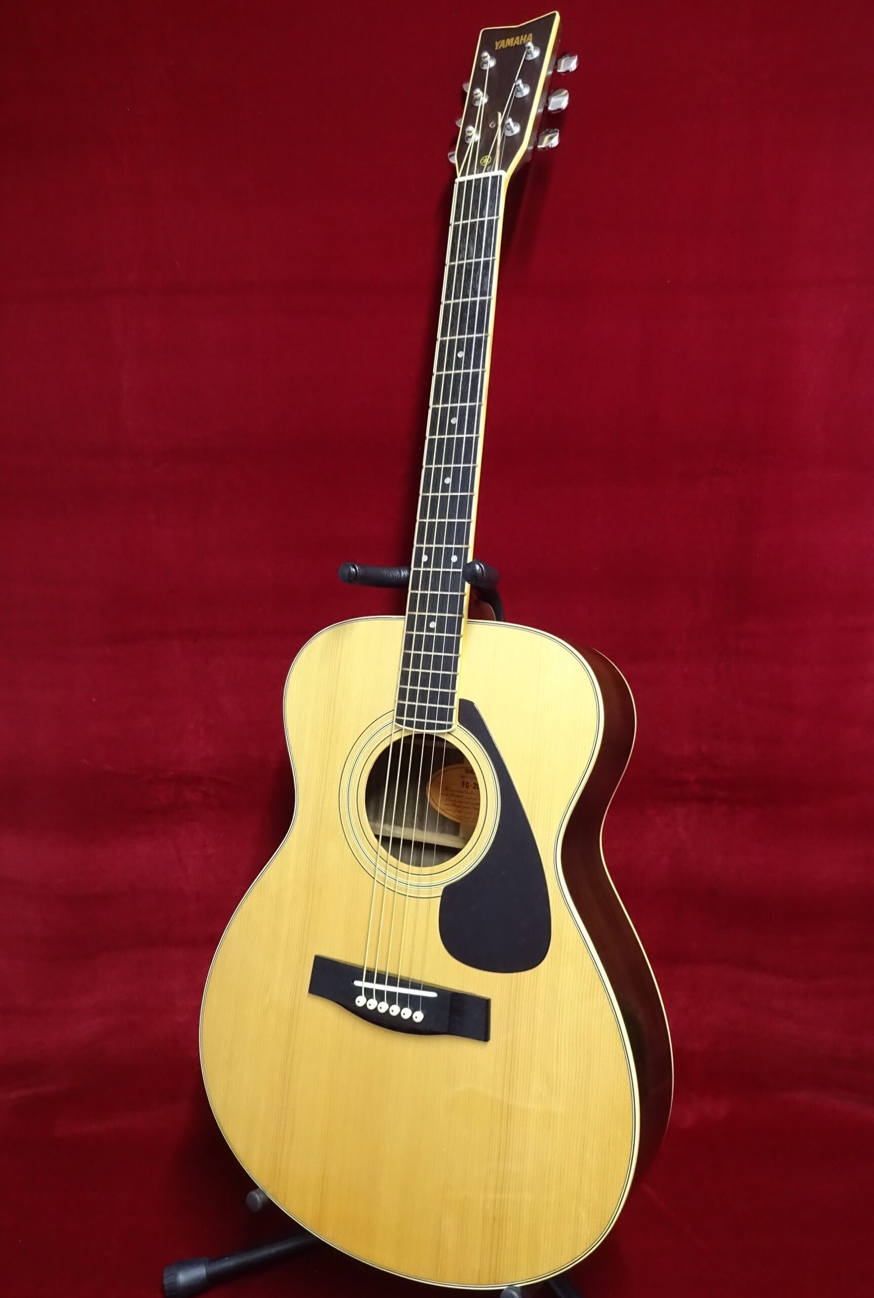 写真：YAMAHA　FG202(USED)