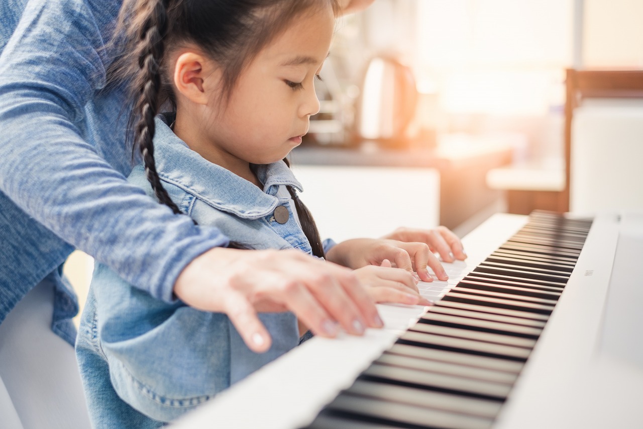 こどものピアノ 3歳 オリエント楽器 幼児の音楽レッスン オリエント楽器